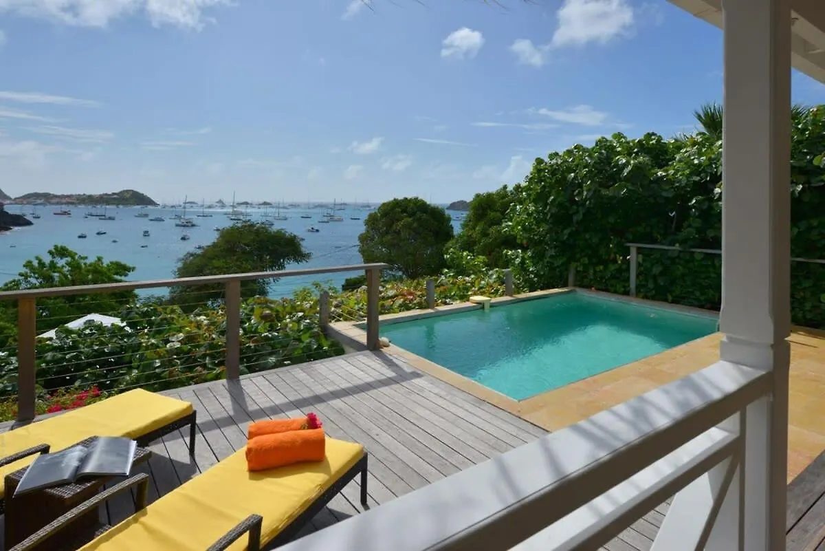 Charming Bay Villa Offers Magnificent Sunsets Gustavia